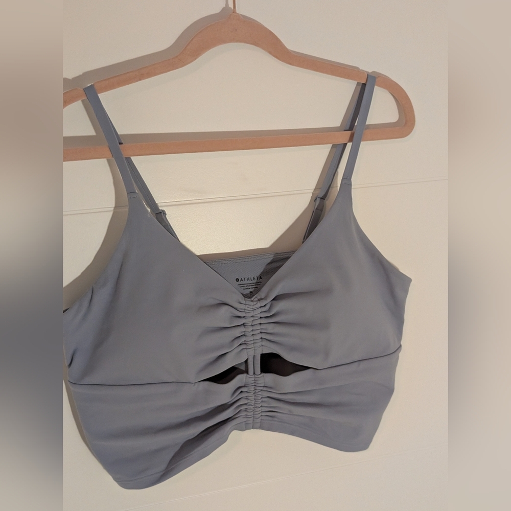 🧡 Light blue athleta cropped sports tank/bralette with built in bra